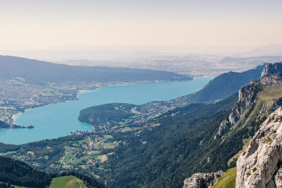 Annecy, le lac et les villes alentours pour réaliser un beau projet immobilier